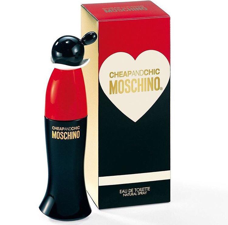 Moschino Cheap & Chic Eau de Toilette Perfume Feminino - 100ml
